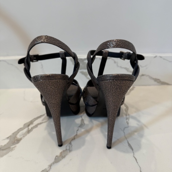YSL Tribute Gunmetal Metallic, Pebbled Leather Platform Pumps, Size 41 1/2 - Picture 5 of 6